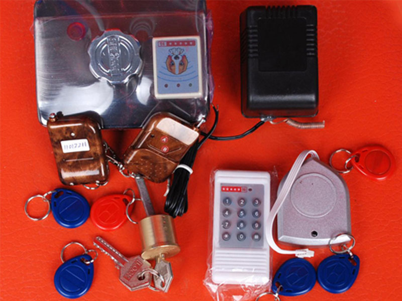 修鎖、換鎖、開(kāi)鎖